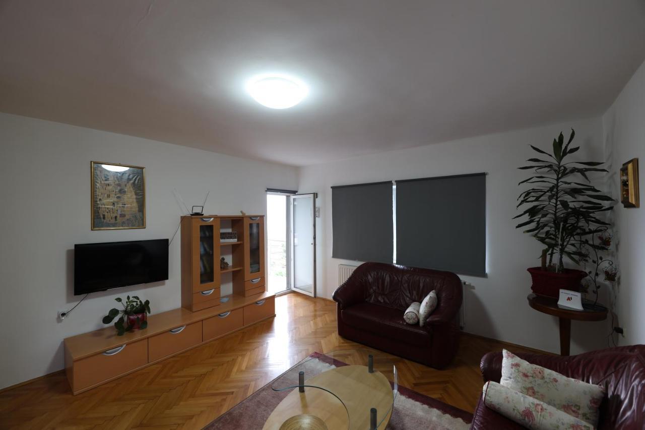 Apartment Cvjetna Rijeka Exteriör bild