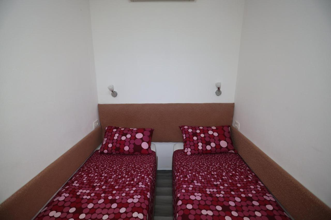 Apartment Cvjetna Rijeka Exteriör bild