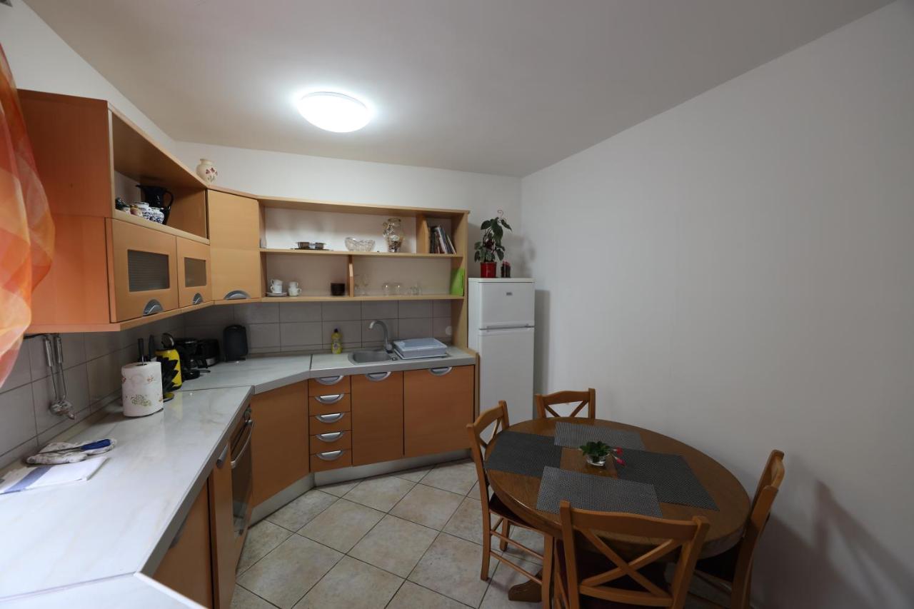 Apartment Cvjetna Rijeka Exteriör bild
