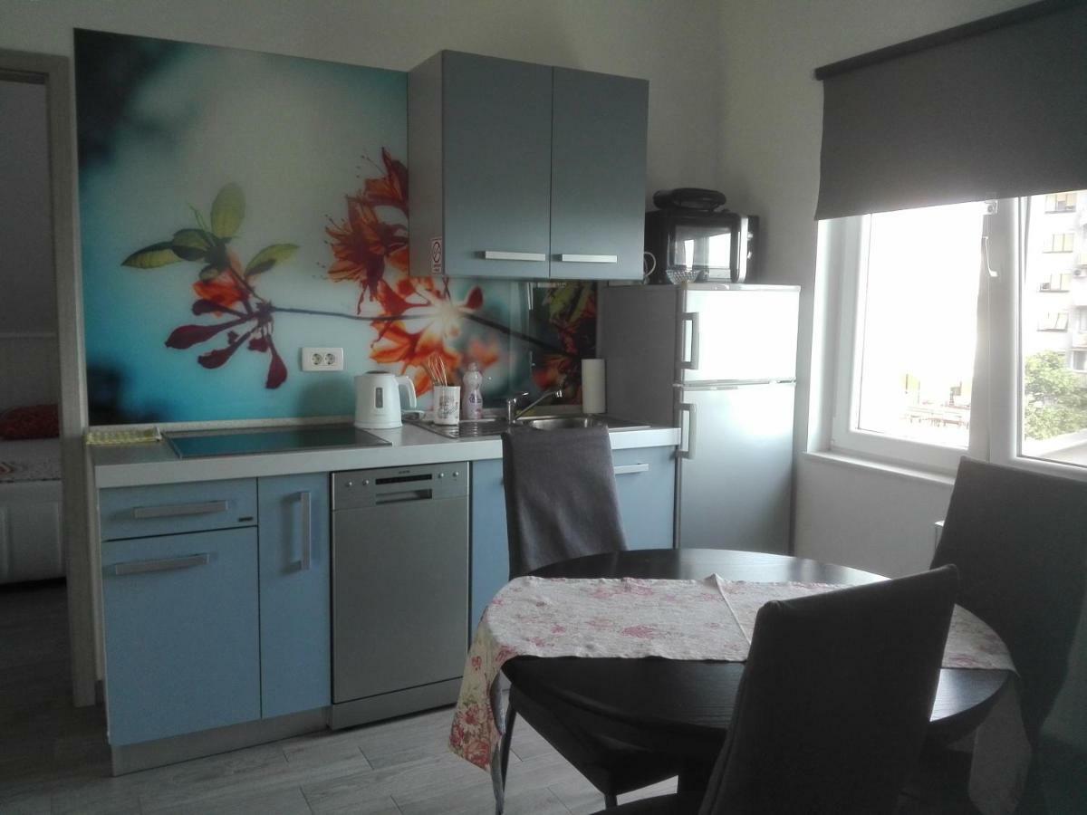 Apartment Cvjetna Rijeka Exteriör bild